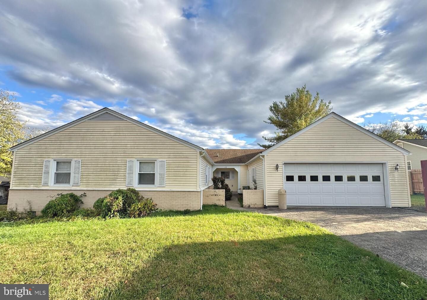 Property Photo:  128 Longcroft Road  VA 22602 