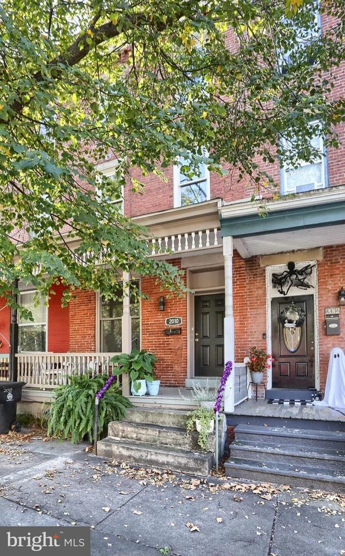 Property Photo: 2010 Green Street PA 17102