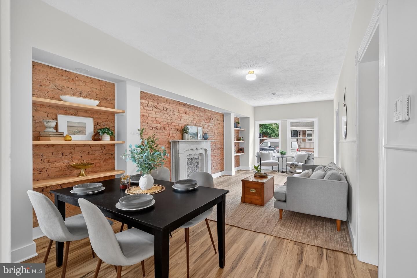 Property Photo:  623 E Chestnut Street  PA 17602