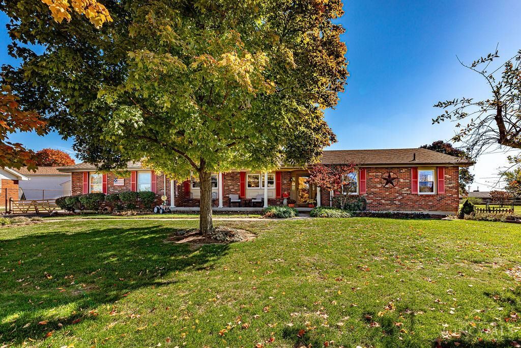 Property Photo: 450 Charlberth Drive OH 45013
