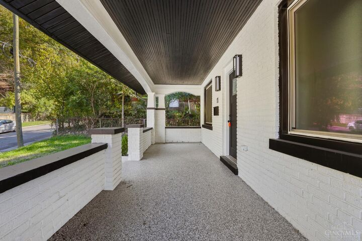 Property Photo:  17 Thill Street  OH 45219