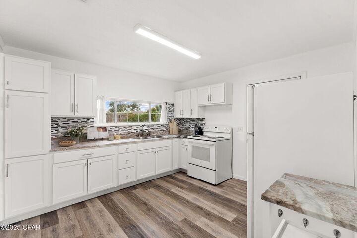 Property Photo: 213 S Berthe Avenue FL 32404