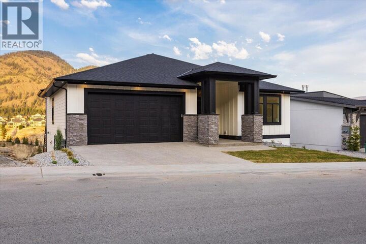 Photo de la propriété:  913 Carnoustie Drive  BC V1P 0A3