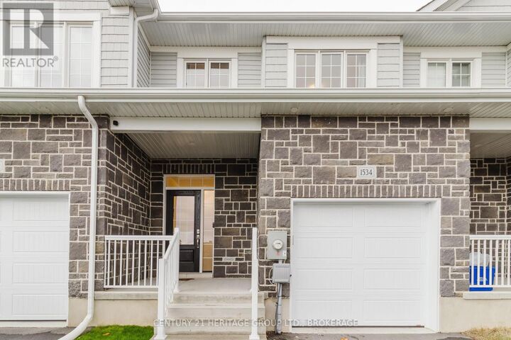 Property Photo:  1534 Scarlet Street  ON K7K 0H6