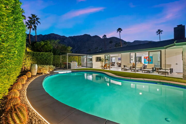 Property Photo:  46230 Papago Circle  CA 92210 