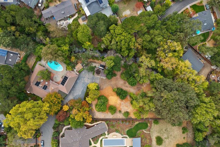 Property Photo:  175 Richard Ln  CA 94595