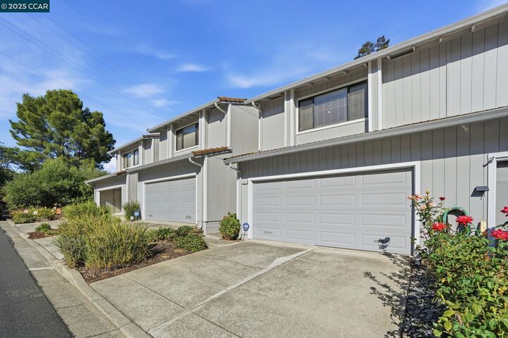 Property Photo:  246 Via El Dorado Ln  CA 94553