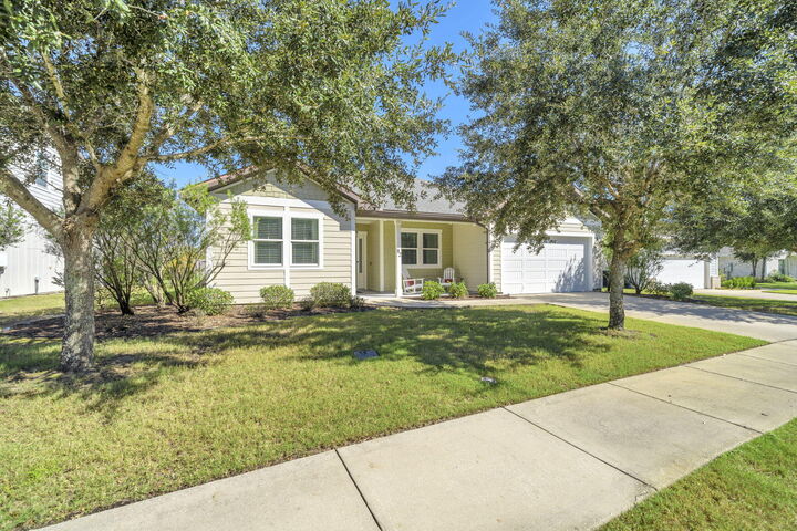 Property Photo: 82 Amadeus Avenue FL 32439