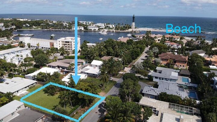 Property Photo: 3417 Dover Rd FL 33062