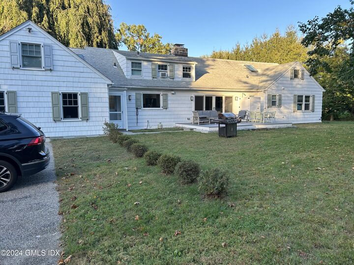 Property Photo:  87 Bartina Lane  CT 06902 