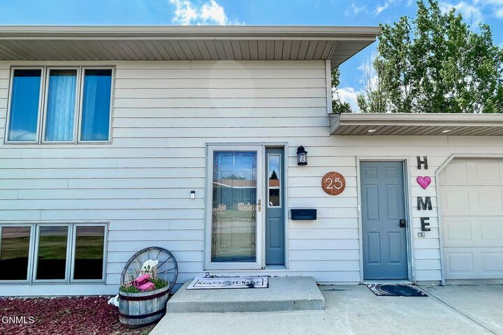 Property Photo: 25 Walther Avenue NW ND 58718