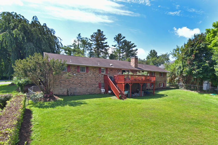 Property Photo:  233 Summit Ave  WV 24901