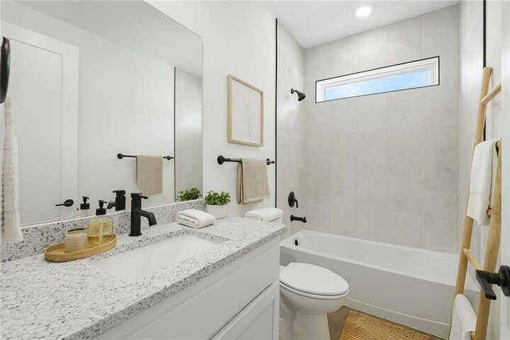 Property Photo:  20668 Skyview Lane  KS 66083