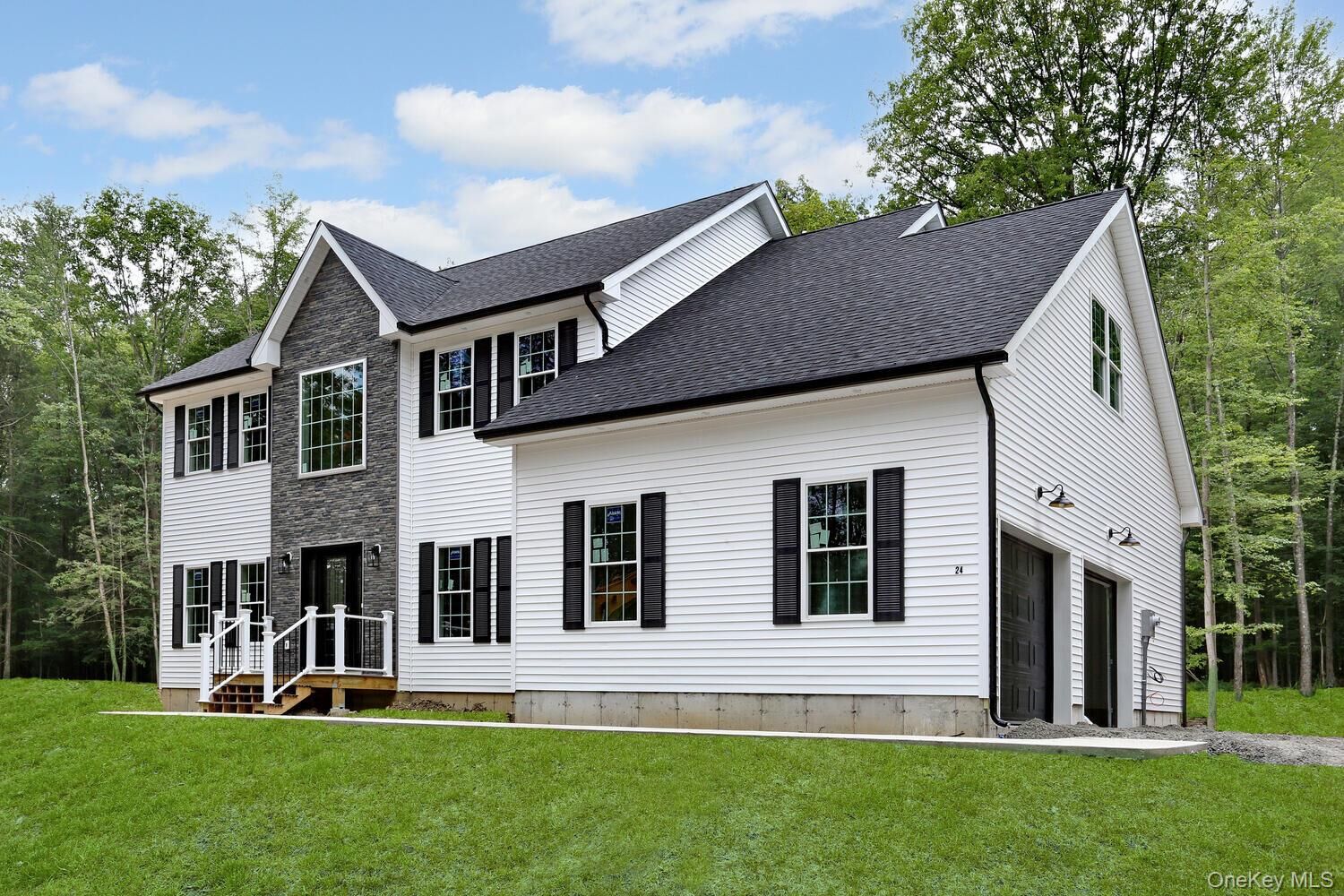 Property Photo:  24 Forest Hills Lane  NY 10963