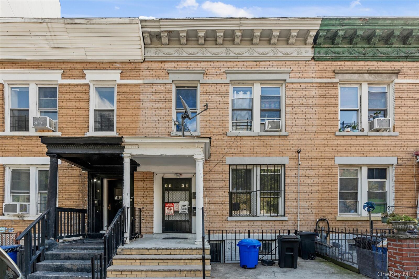 Property Photo:  3552 Webster Avenue  NY 10467