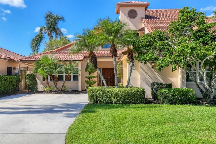 Property Photo:  7738 Calle Facil  FL 34238 