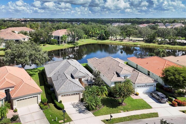 Property Photo:  8231 Nice Way  FL 34238 