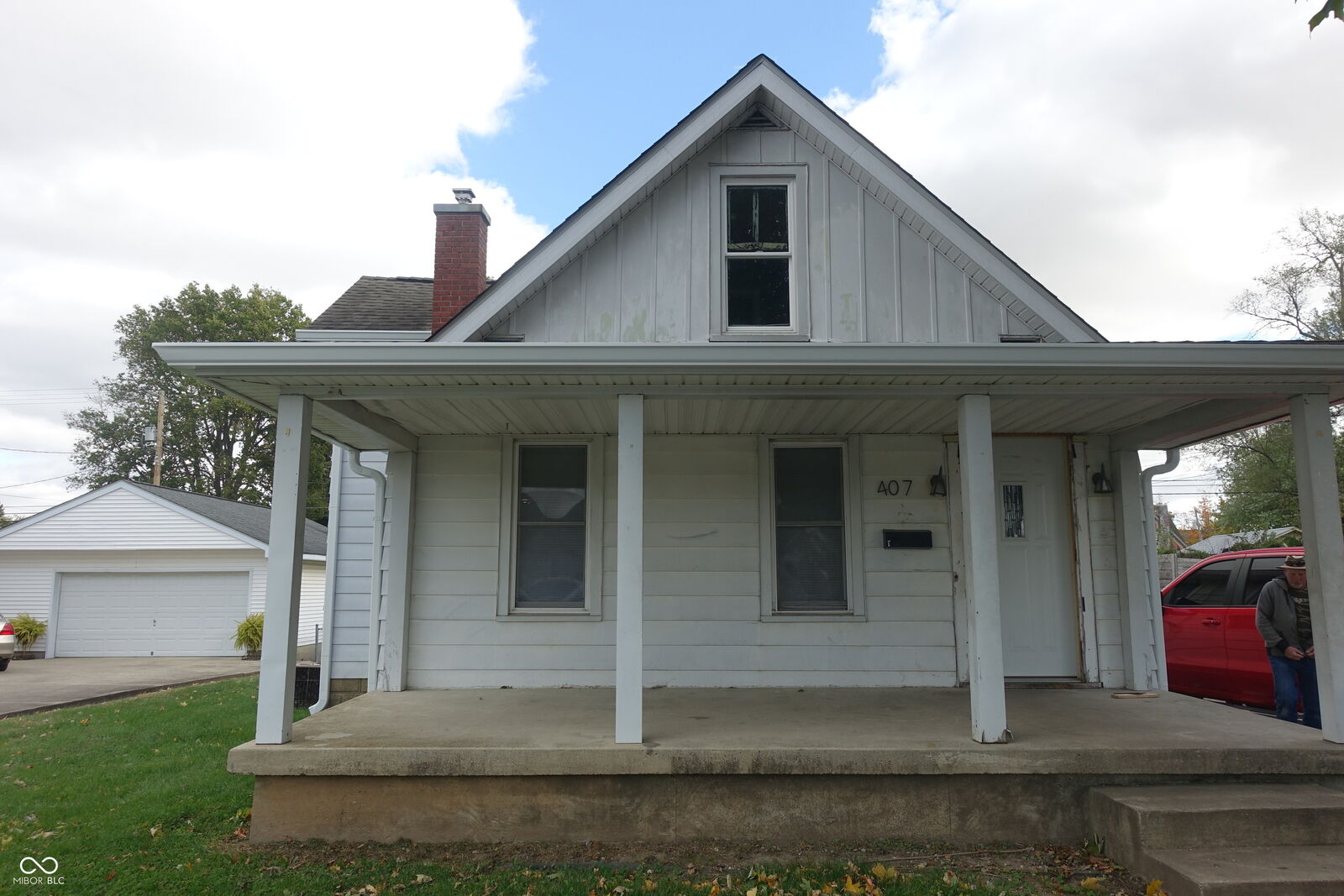 Property Photo:  407 S Pleasant Street  IN 46124