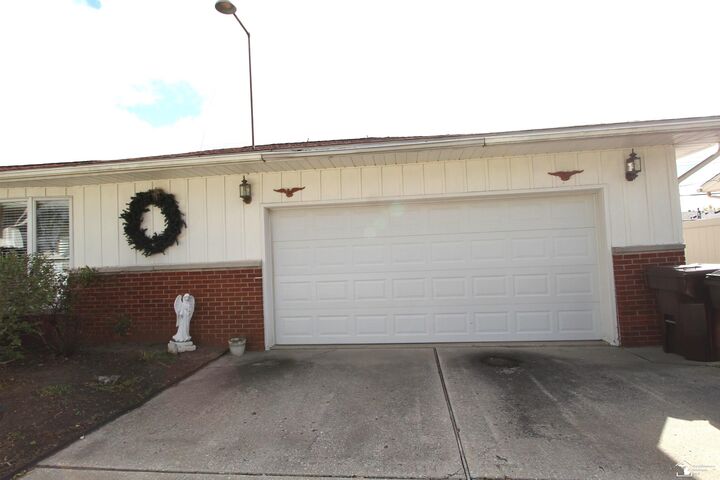 Property Photo: 1342 Sunset Street MI 48162