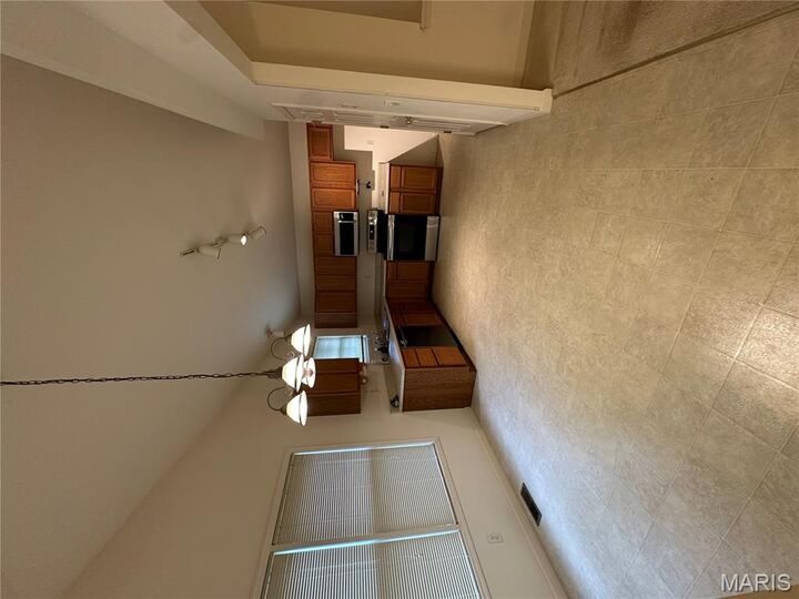 Property Photo:  807 Homerun Drive  MO 63366