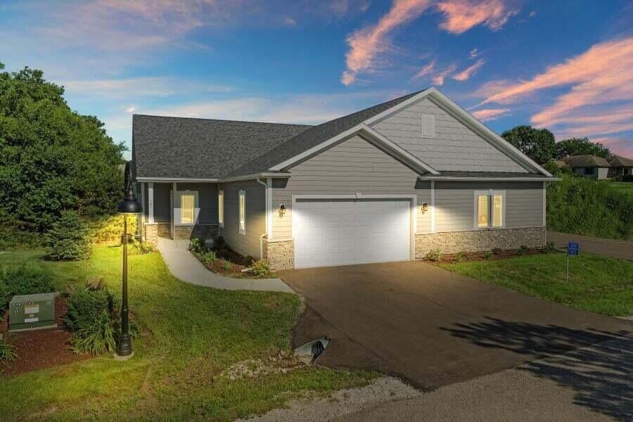Property Photo:  596 Tindalls Nest -  WI 53181 