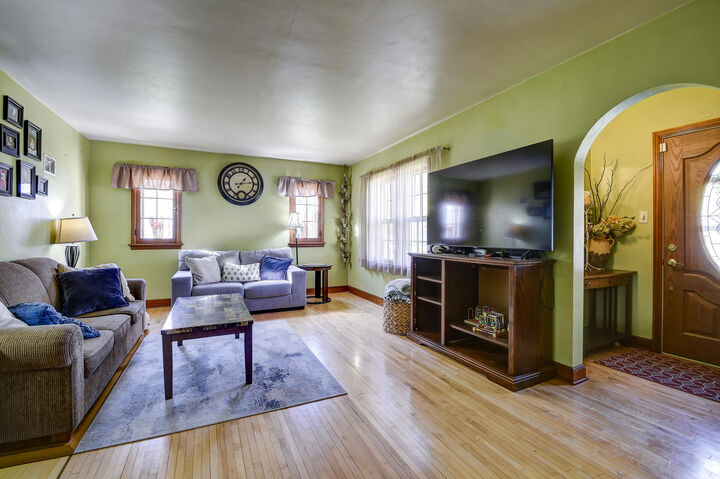 Property Photo:  215 North Ave  WI 53040