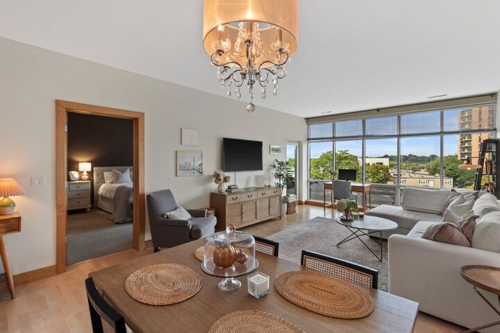 Property Photo: 1550 E Royall Pl 505 WI 53202