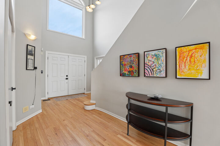 Property Photo: 980 Half Day Road IL 60035