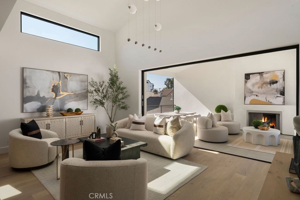 Property Photo:  512 1/2 Marigold Avenue  CA 92625 