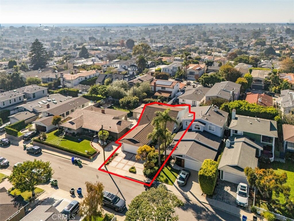 Property Photo: 3601 Elm Ave. CA 90266