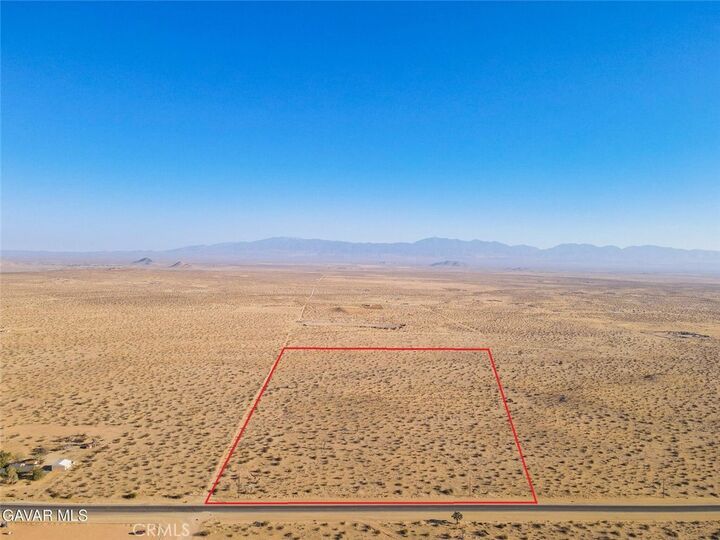 Property Photo:  250 E Ave J 250th St E  CA 93535 