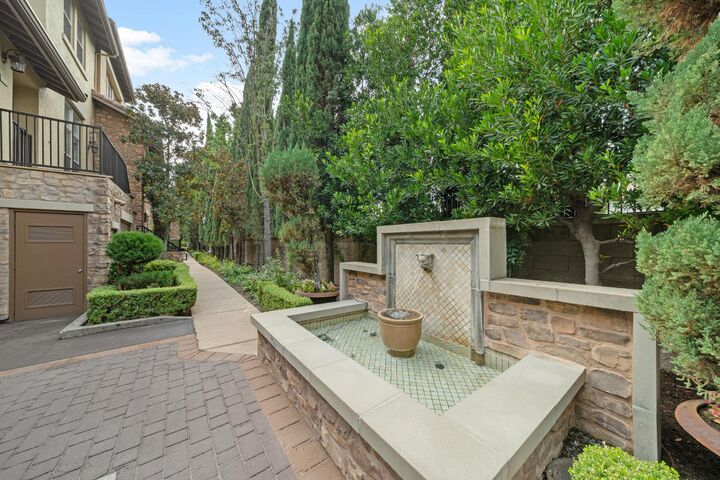 Property Photo:  2430 Pavilions Place Lane 501  CA 95825