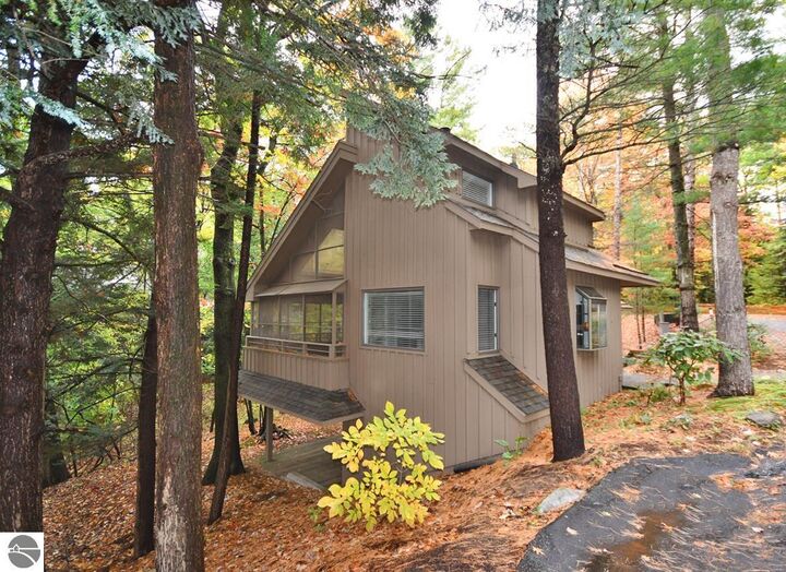 34 Hawks Nest  Glen Arbor MI 49636 photo