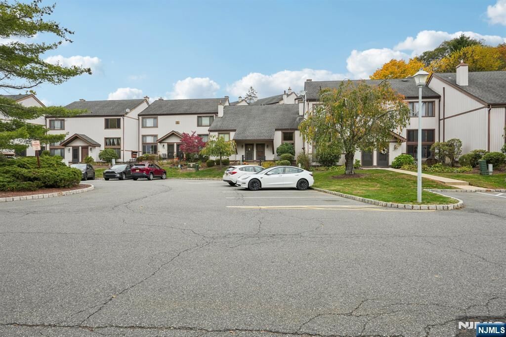 Property Photo:  331 Alpine Court 31  NJ 07874