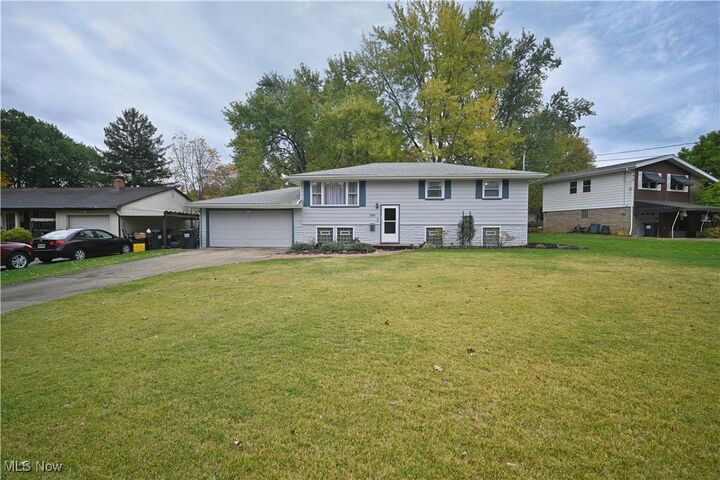 3811 Artmar Drive  Youngstown OH 44515 photo