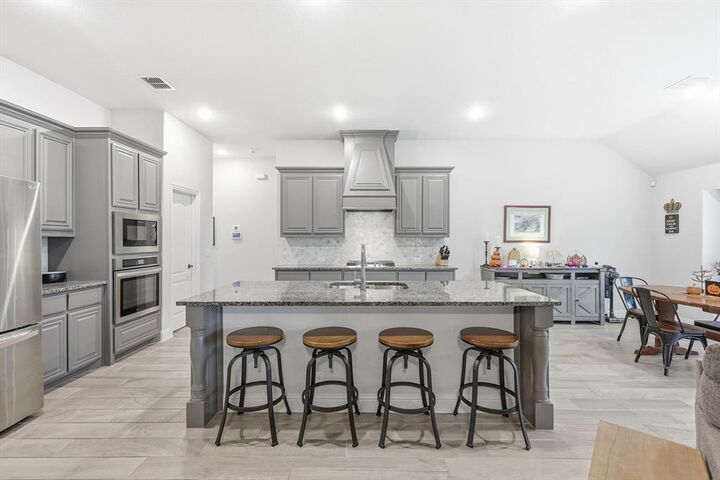 Photo de la propriété:  1710 Summer Lane  TX 76065 