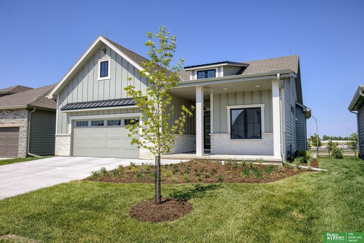 Property Photo: 10717 S 126th Court NE 68138