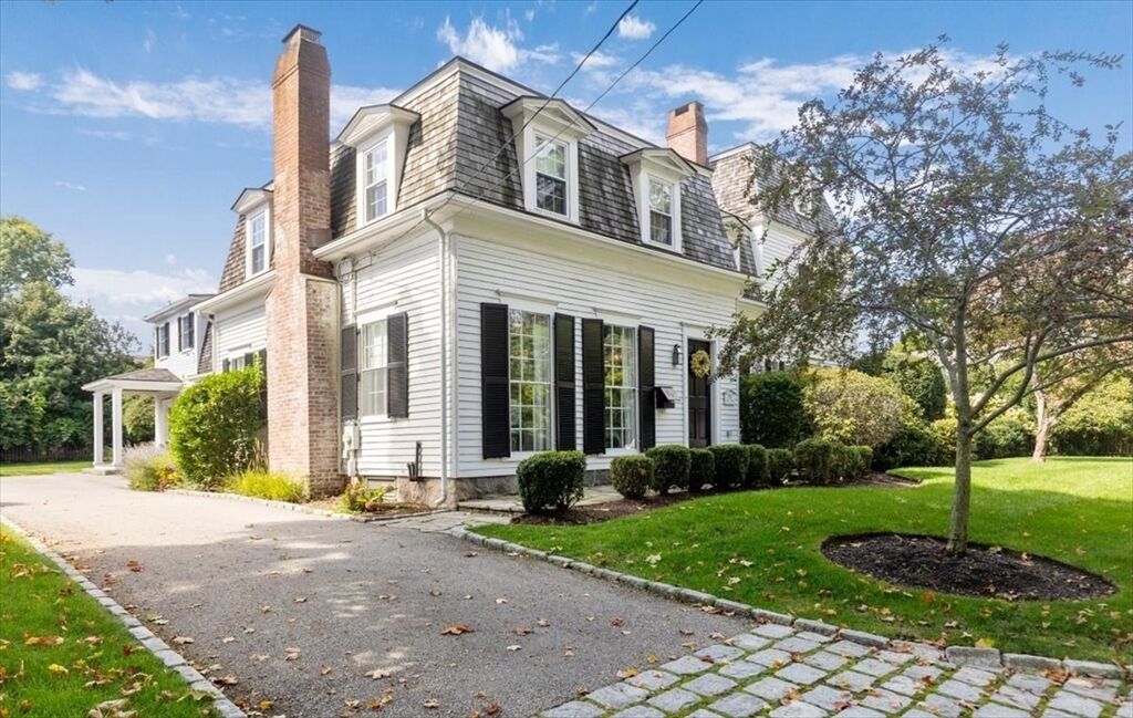 Property Photo: 25 Irving Street MA 02043