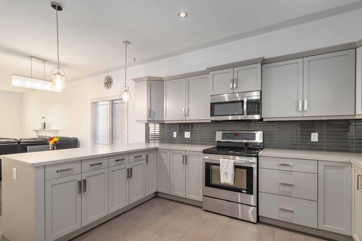 Property Photo:  104 Collicott Drive  AB T9K 2W8