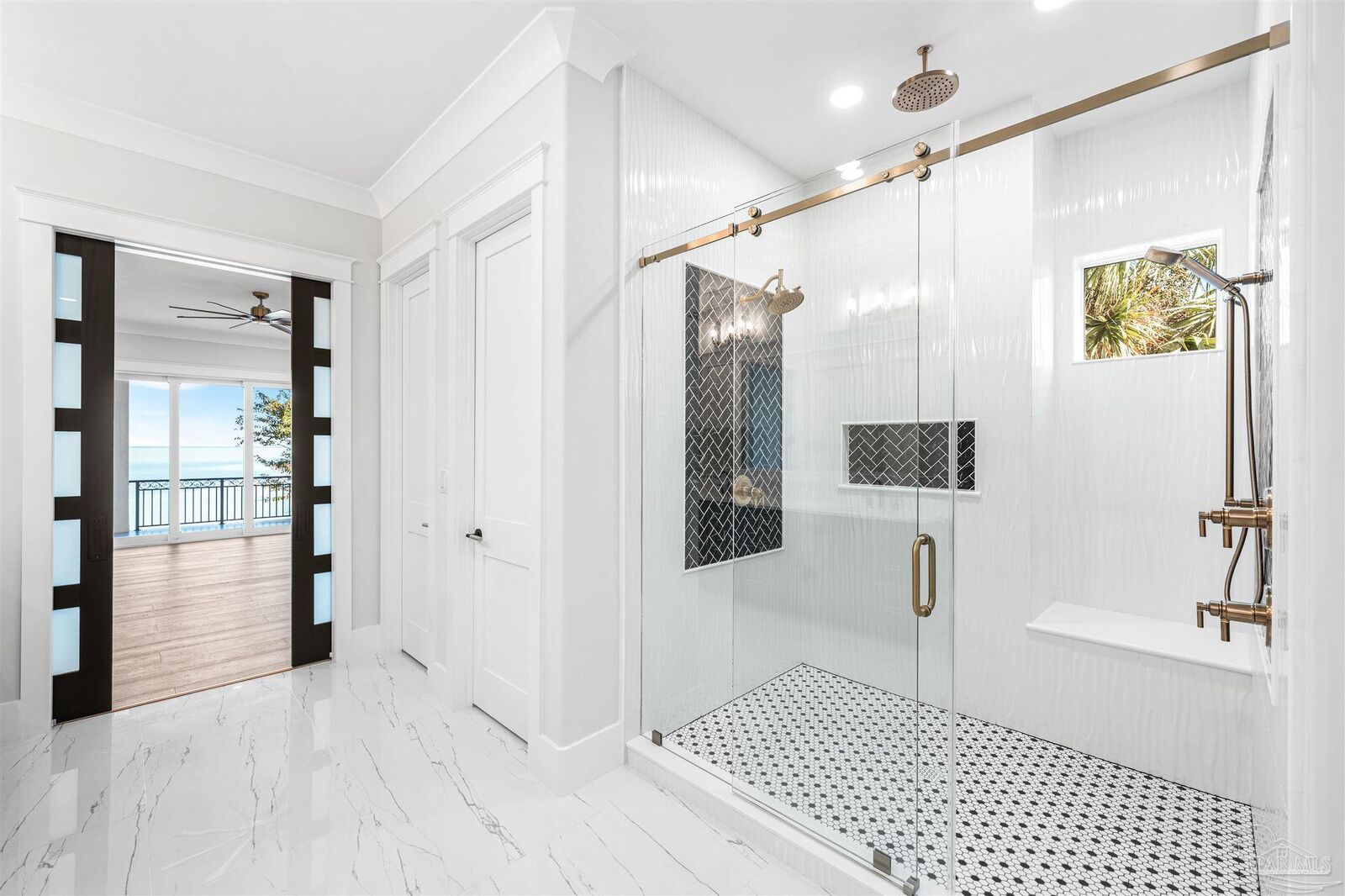 Property Photo:  28 Baybridge Dr  FL 32561 