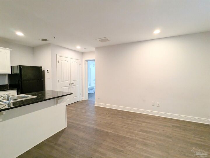 Property Photo:  313 N Navy Blvd 1C  FL 32507