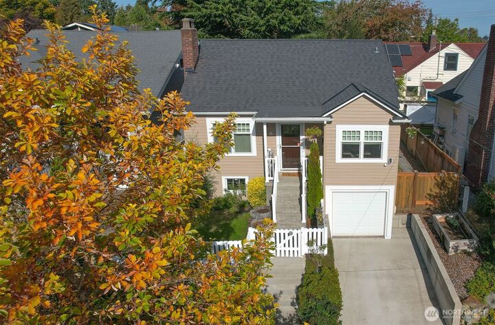 Property Photo: 754 N 82nd Street WA 98103