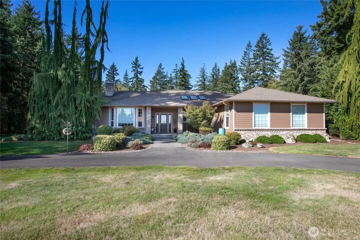 Property Photo:  284  Rocky Mountain High Road  WA 98282