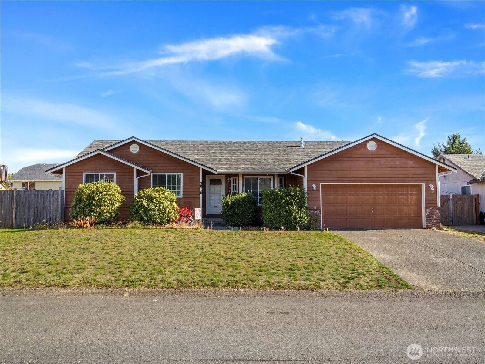 Property Photo:  20101  85th Avenue E  WA 98387
