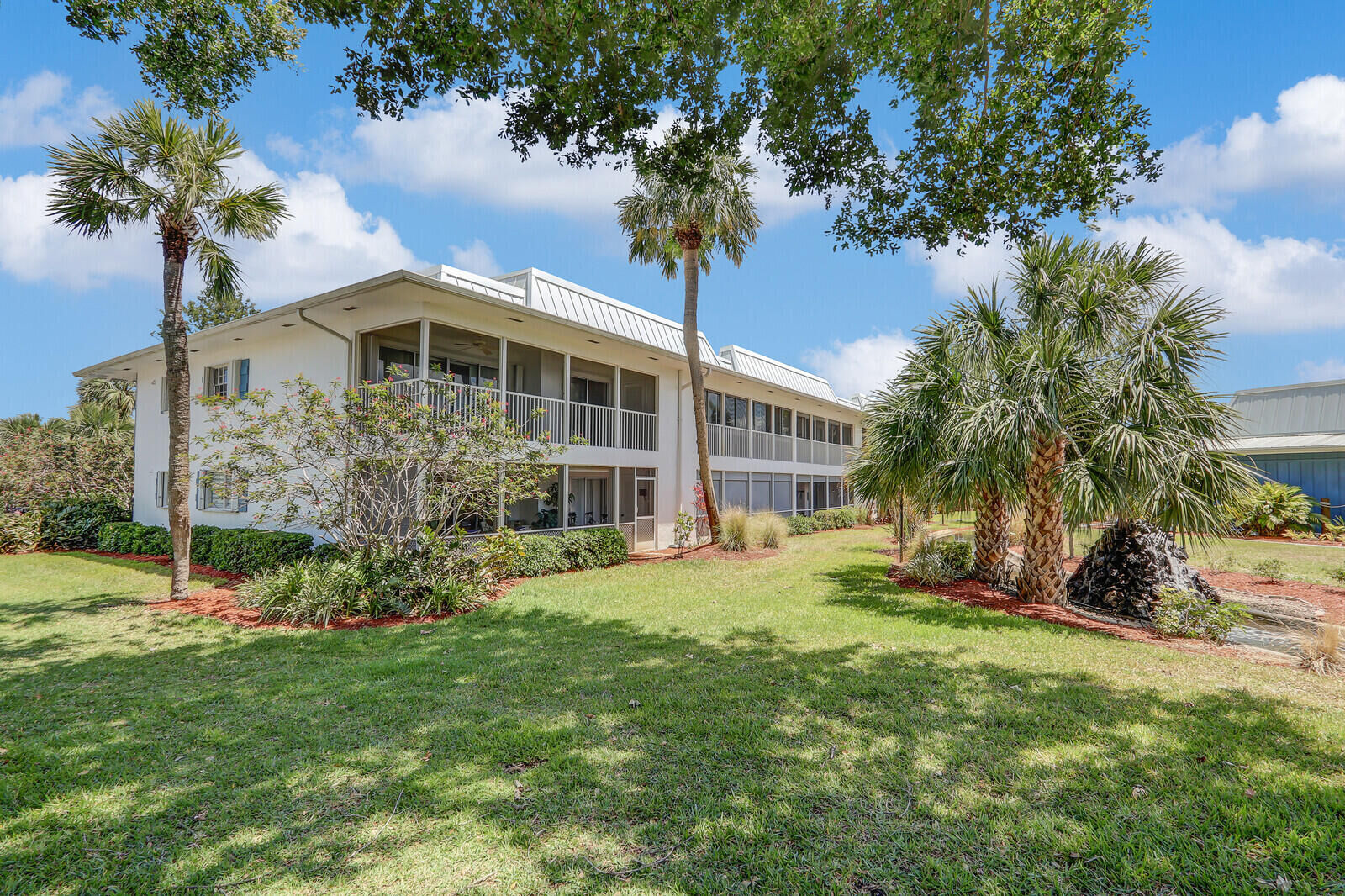 Property Photo:  1852 SW Palm City Road 202  FL 34994 