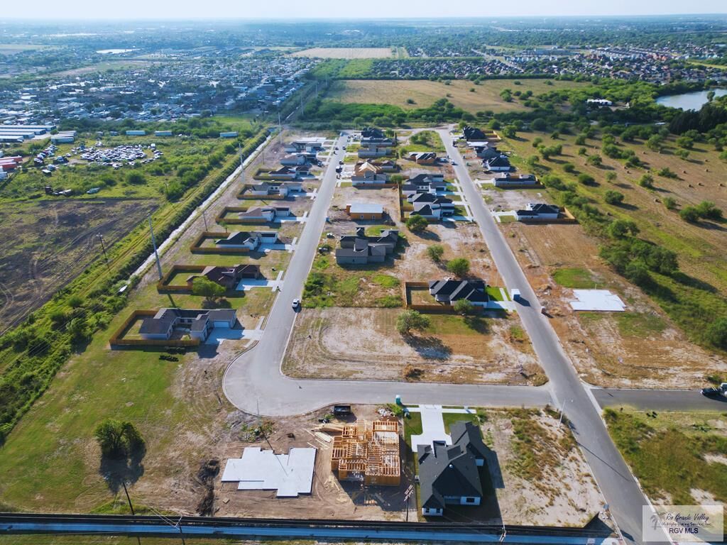 Property Photo: 10 Paseo Cafetos St 10 TX 78526