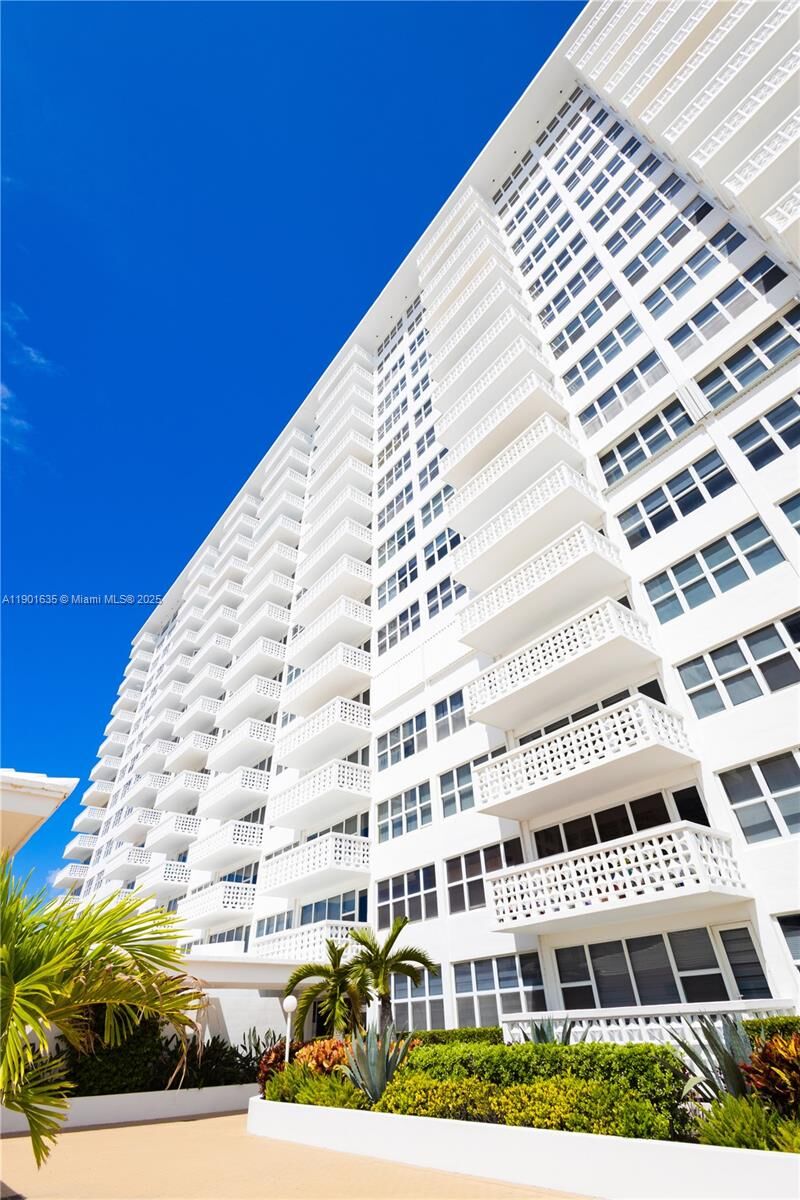 Property Photo: 4010 Galt Ocean Dr 1608 FL 33308