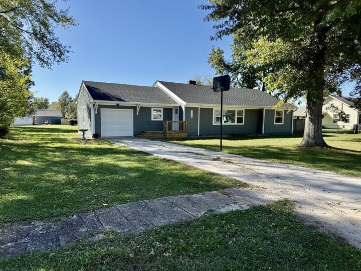 Property Photo:  510 W Park Street  MO 65746 