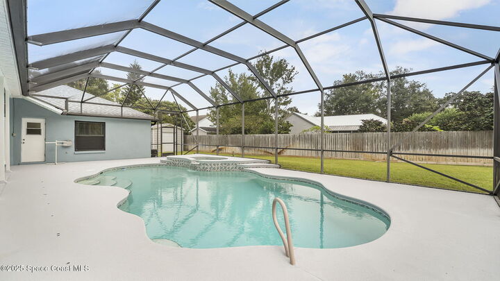 Property Photo: 2765 Notre Dame Drive FL 32780