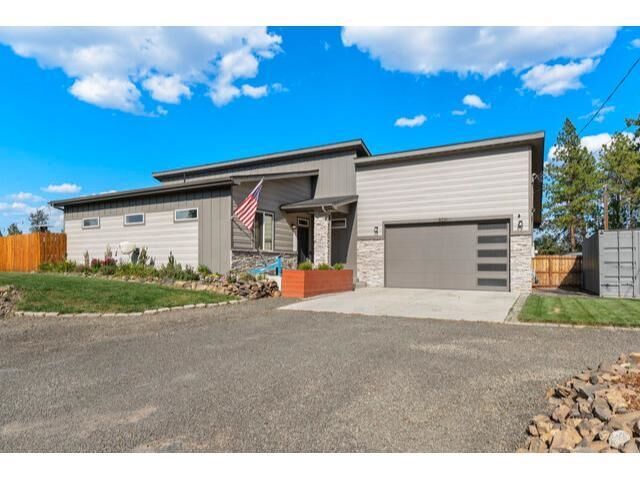 Property Photo:  3031 W Hartson Ave  WA 99224